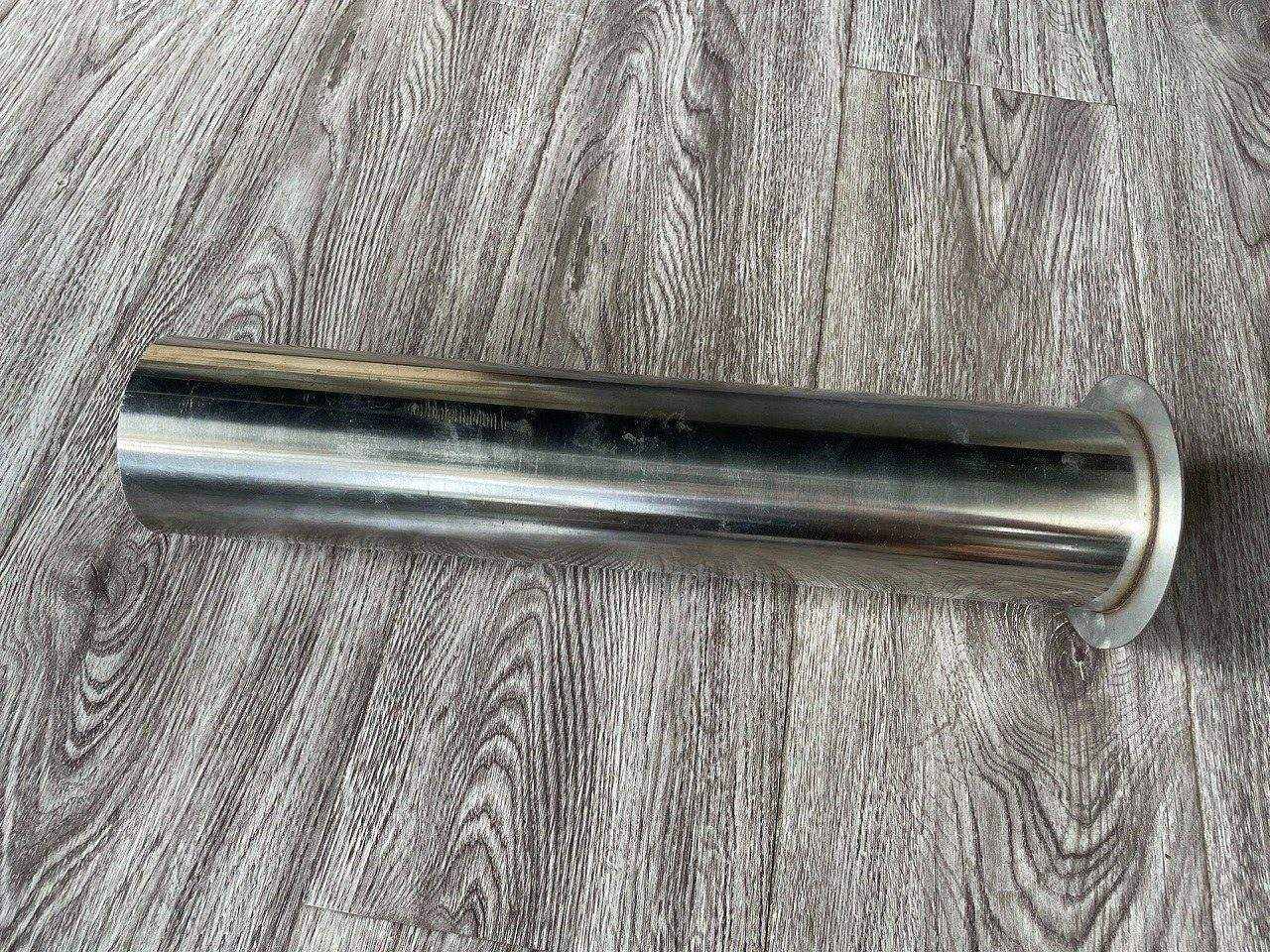 industrial stainless steel long flange sleeve fitting display