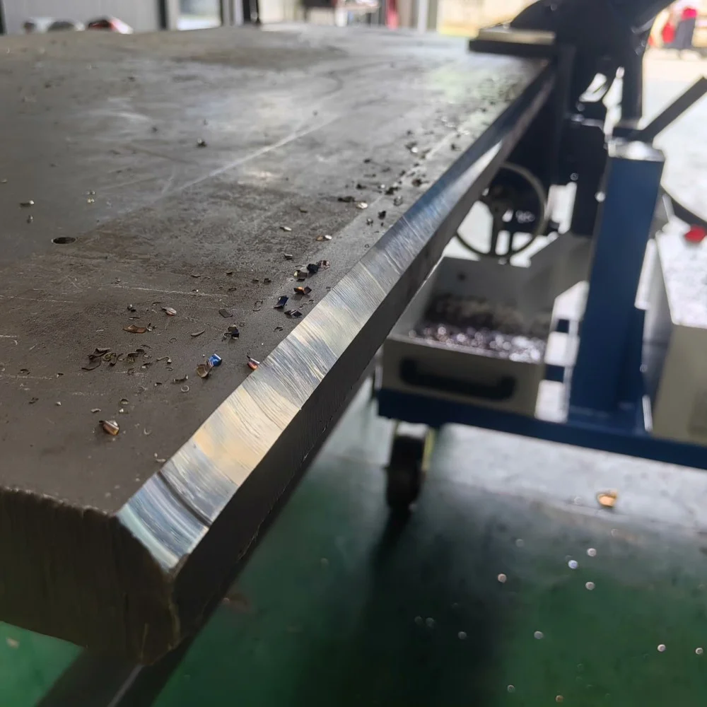 multi pass bevel cutting on thick steel plate using plate edge milling machine