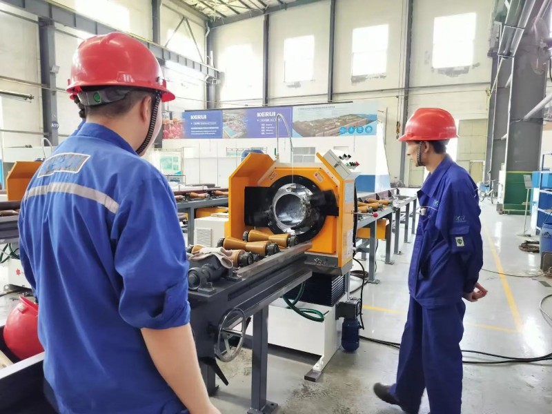 pcm stationary pipe cutting machine