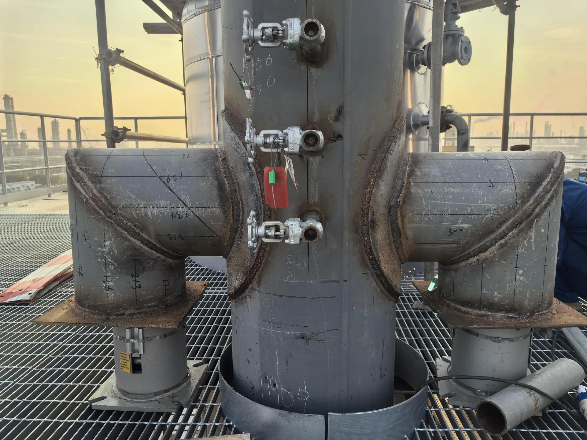 stainless steel welded tubes used in oil gas and petrochemical pipelines