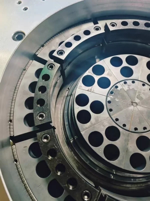 tube expanding forming result close up