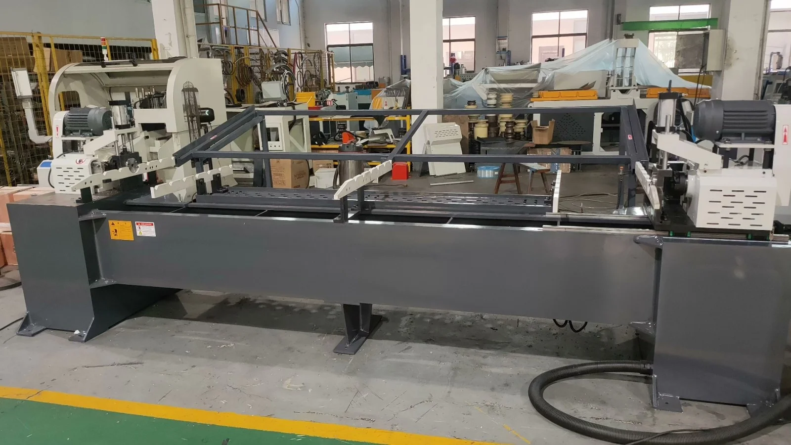 double head servo chamfering machine for heavy duty workpieces