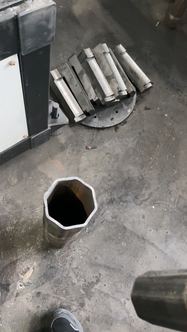 octagonal tube forming dies workpiece