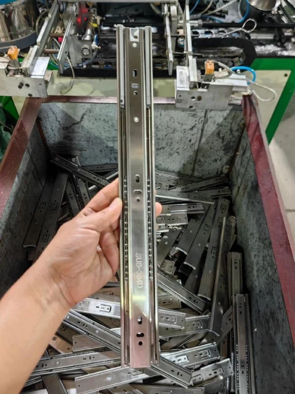 sus304 drawer slide cnc punching processed part